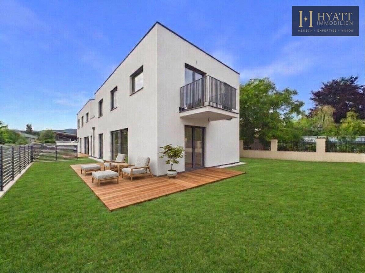 Bright semi-detached house with garden and terrace