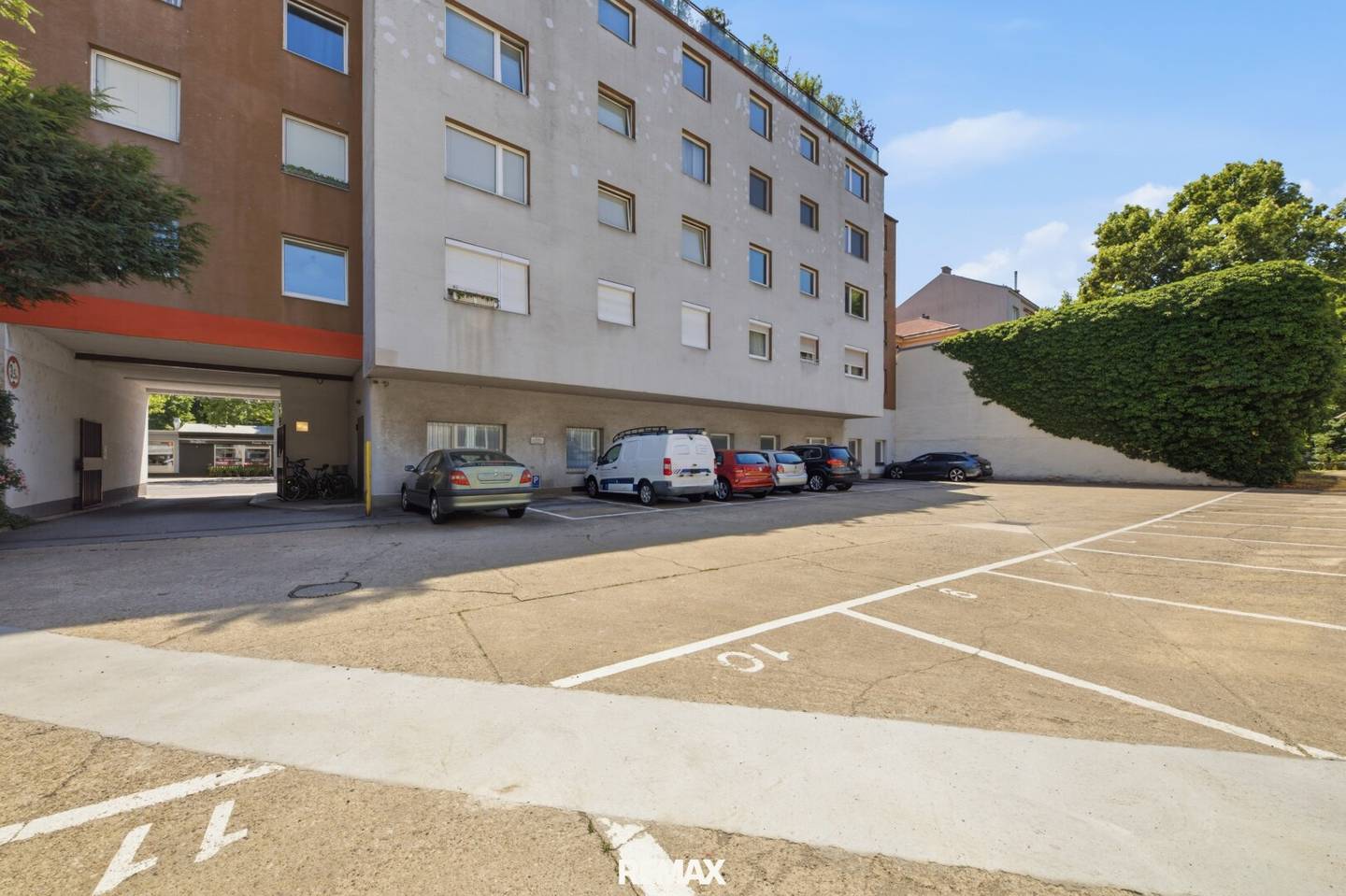 Helle Wohnung mit Abstellraum und Keller in Döbling