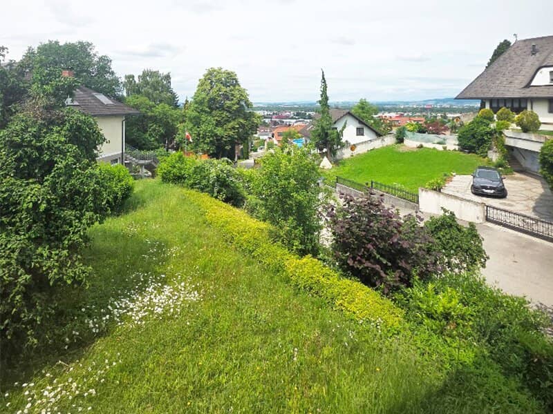 Großzügiges Haus mit Terrasse und Fernblick