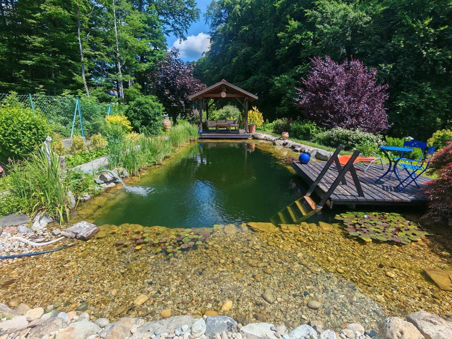 Einfamilienhaus mit Garten und Sauna in ruhiger Sackgassenlage
