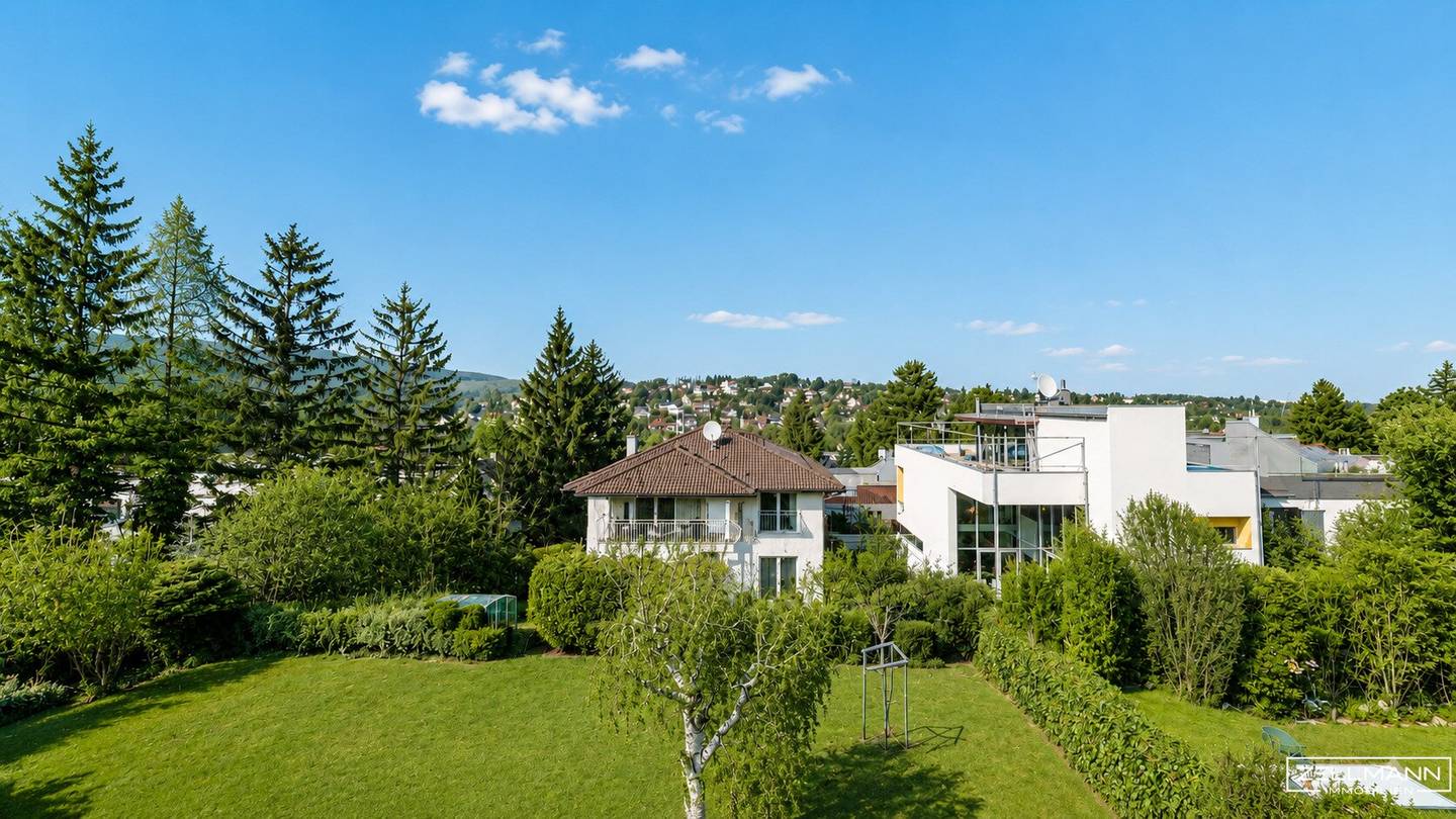Architektenvilla mit Pool am Lainzer Tiergarten