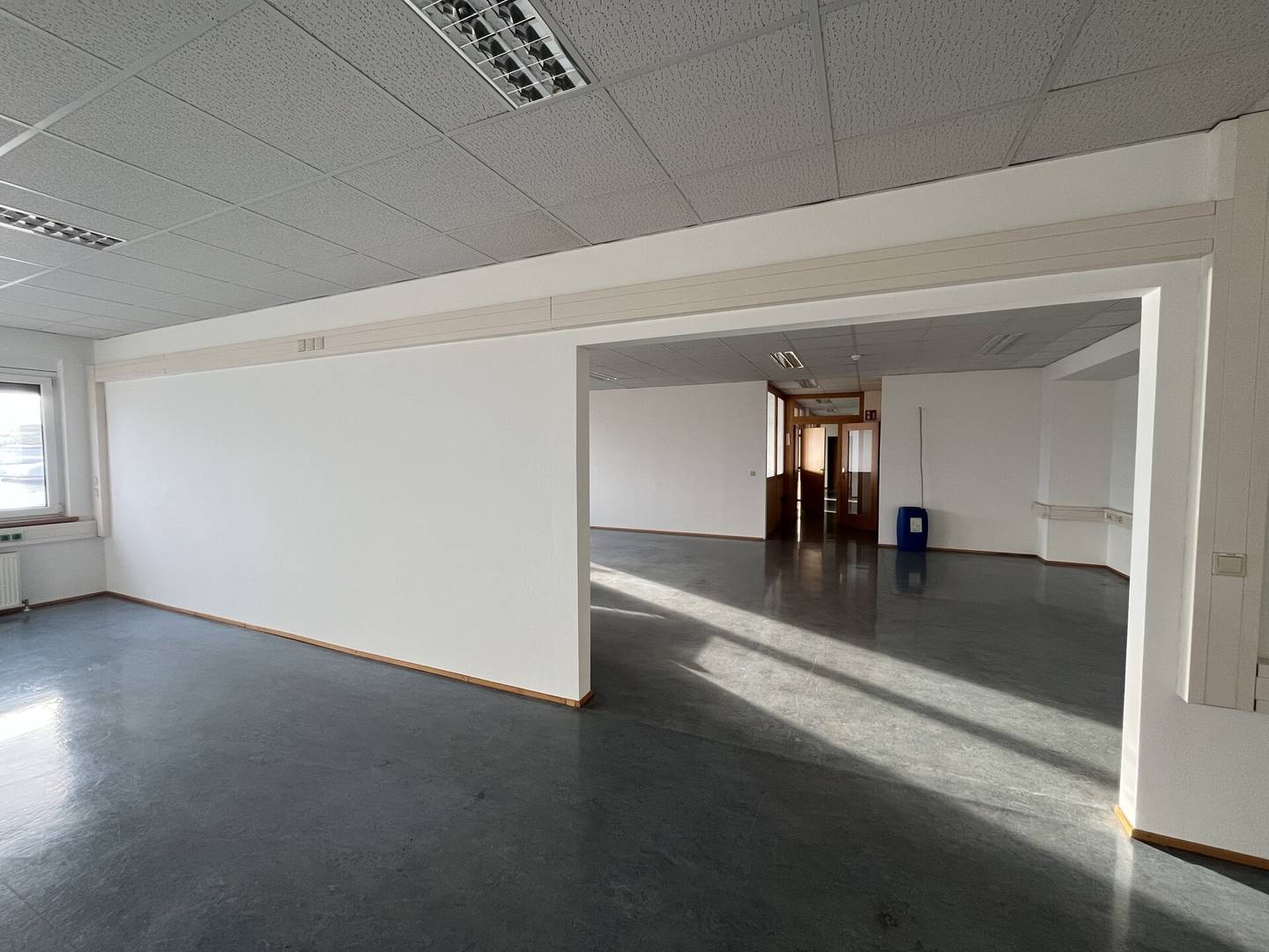Office space with elevator and air conditioning