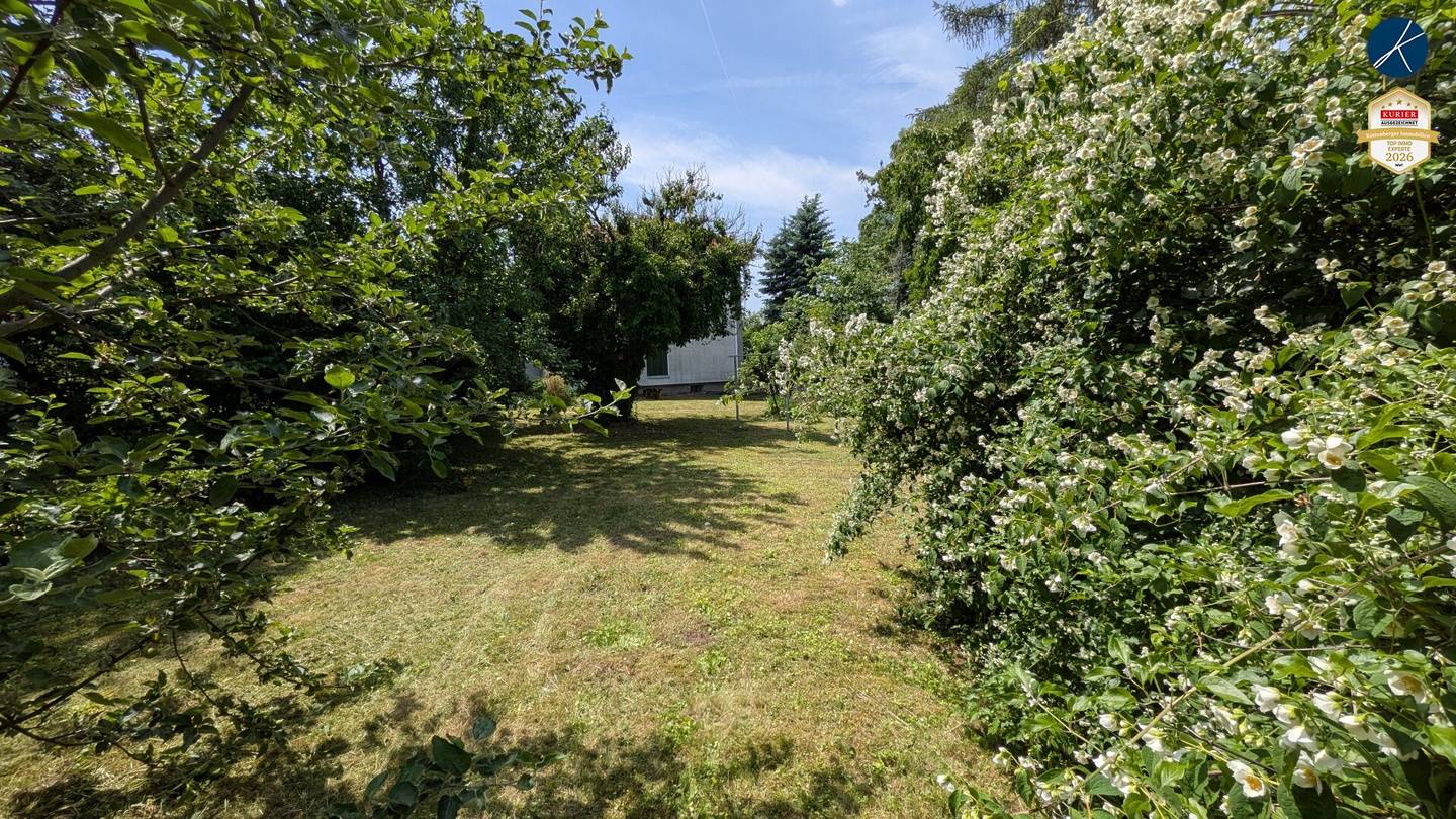 Einfamilienhaus mit Garten Balkon und Terrasse