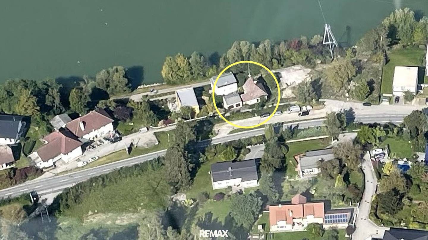 Baugrundstück mit Donaublick und Bebauungsplan