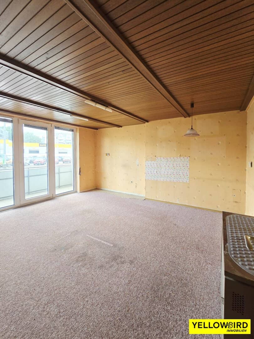 Erdgeschosswohnung mit Loggia und Lift