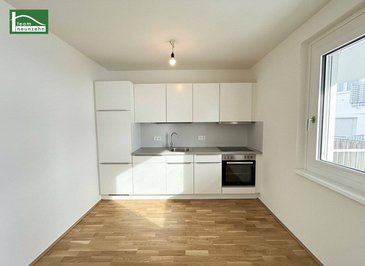 New build apartment with loggia and fitted kitchen in Ottakring