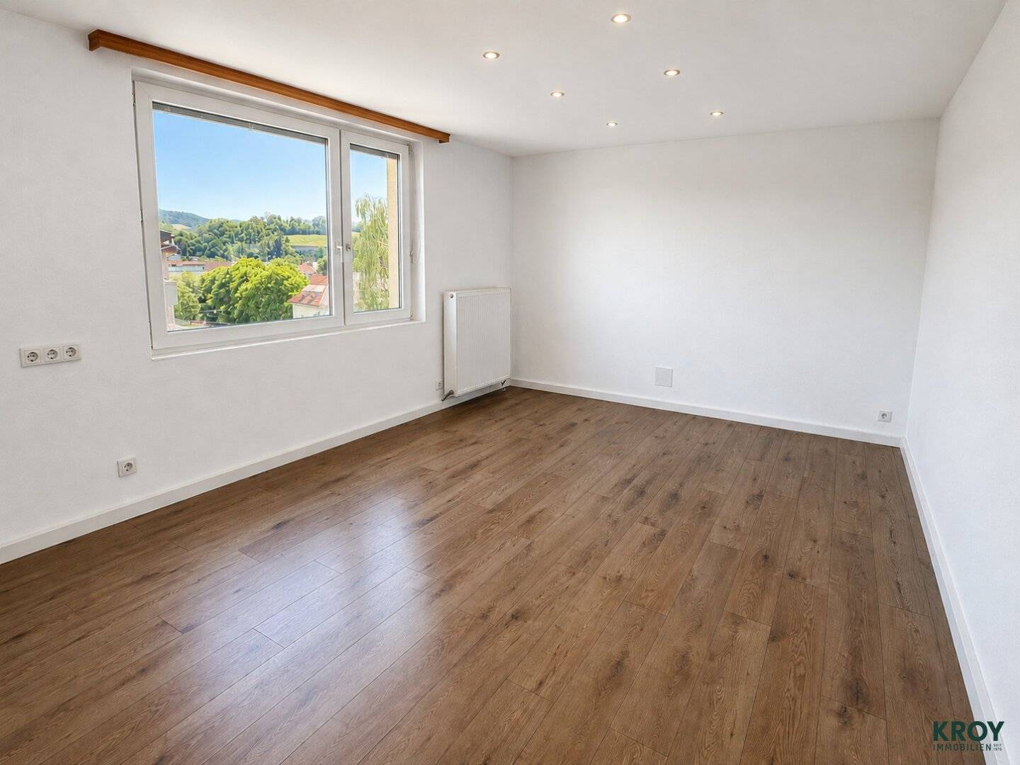 Bright apartment with fitted kitchen in Maxglan