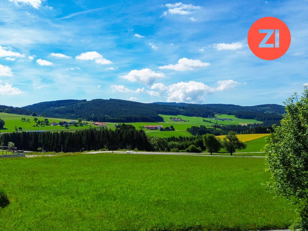 Baugrundstück mit Fernblick am Wiesenrand von Zwettl an der Rodl