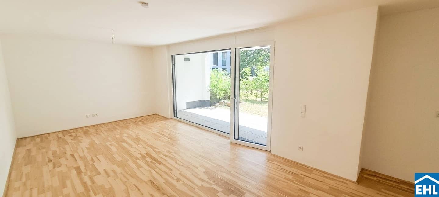 Courtyard-facing garden apartment near U3 Hütteldorfer Straße