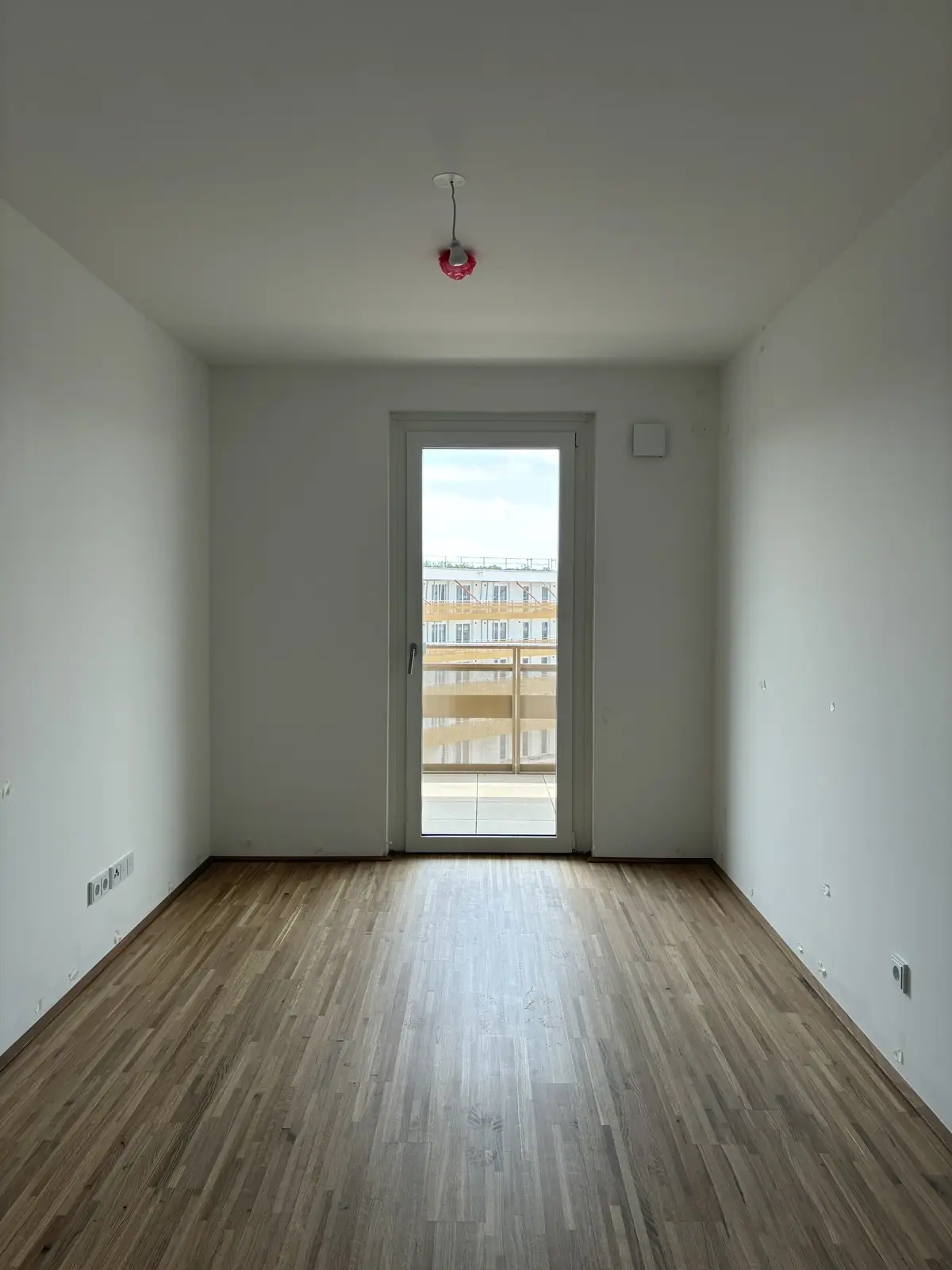 Dachgeschosswohnung mit Loggia und Biotopblick