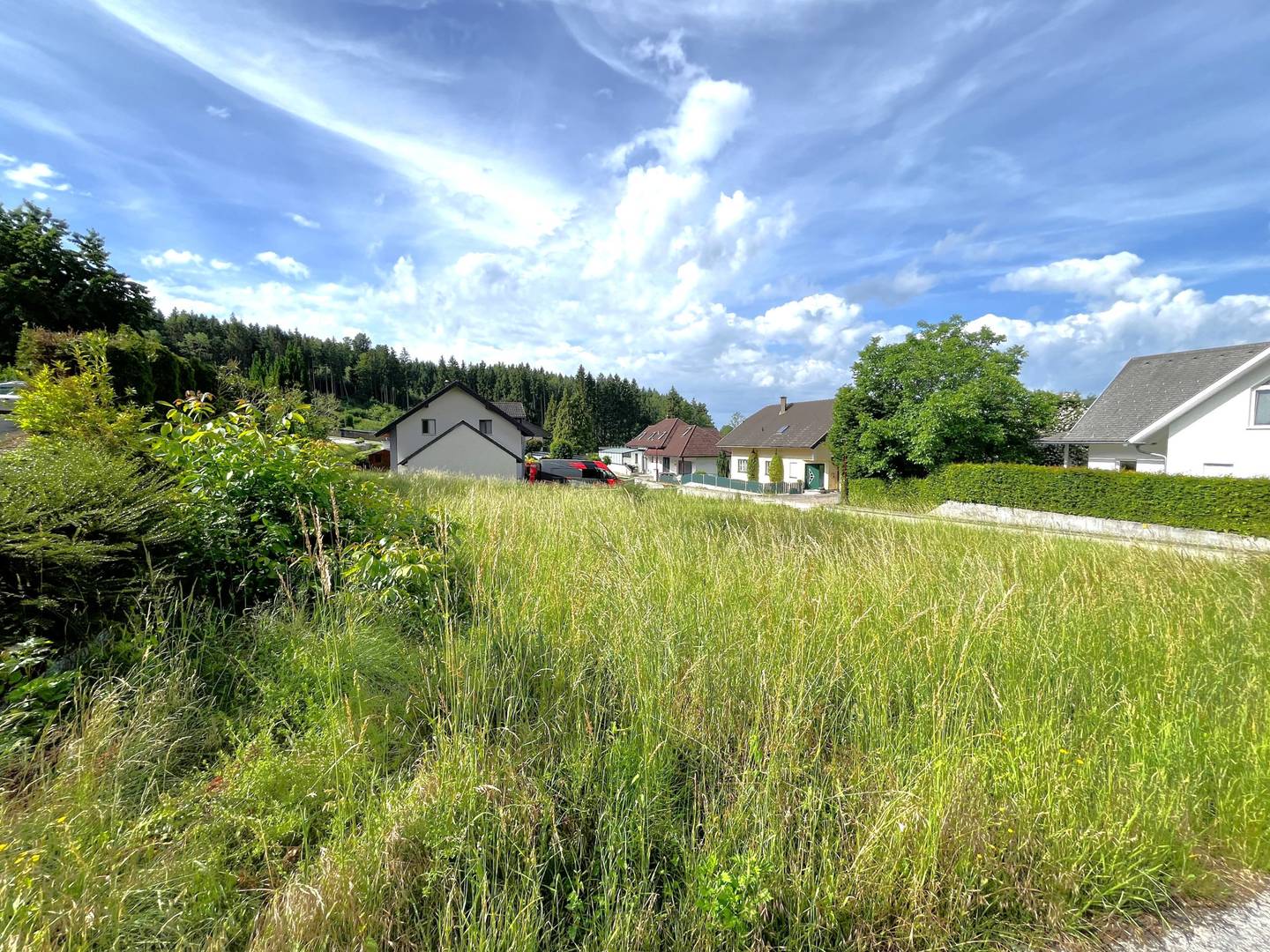 Baugrundstück in ruhiger Siedlungslage am Hausruckwald