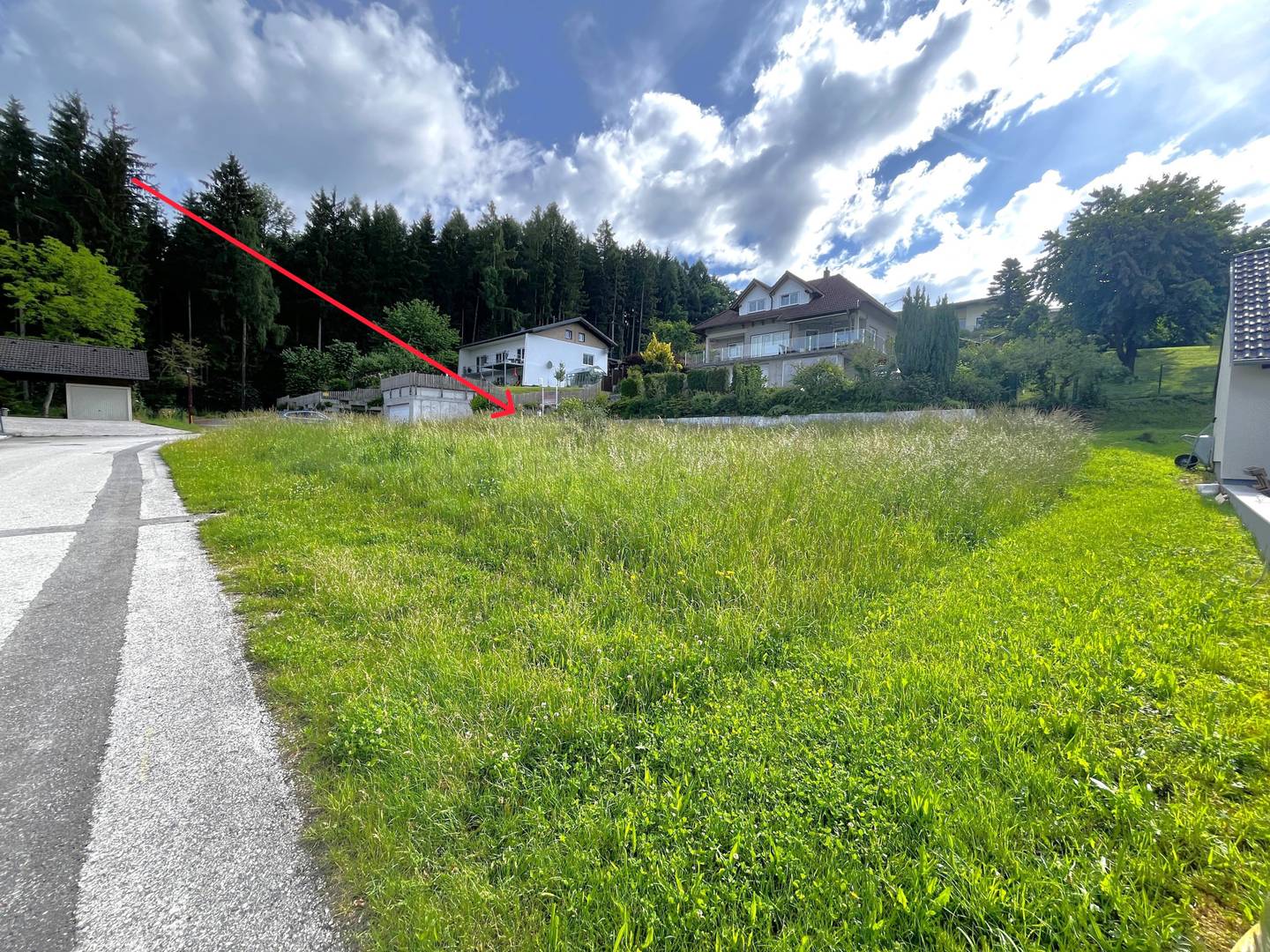 Baugrundstück in ruhiger Siedlungslage am Hausruckwald