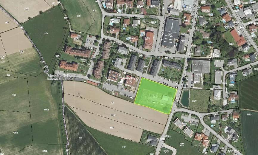 Großes Grundstück mit vielseitiger Randlage in Haag
