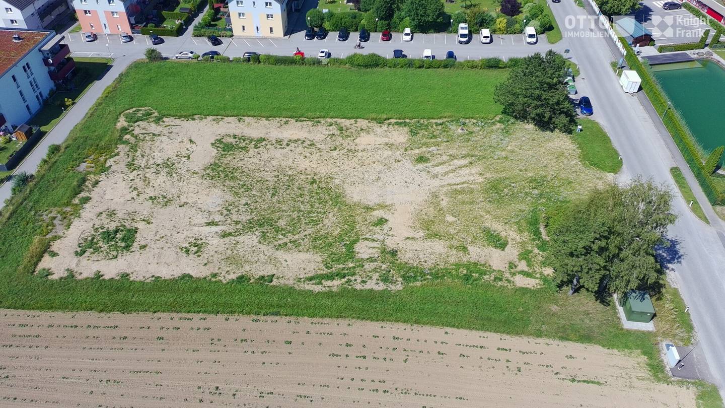 Großes Grundstück mit vielseitiger Randlage in Haag