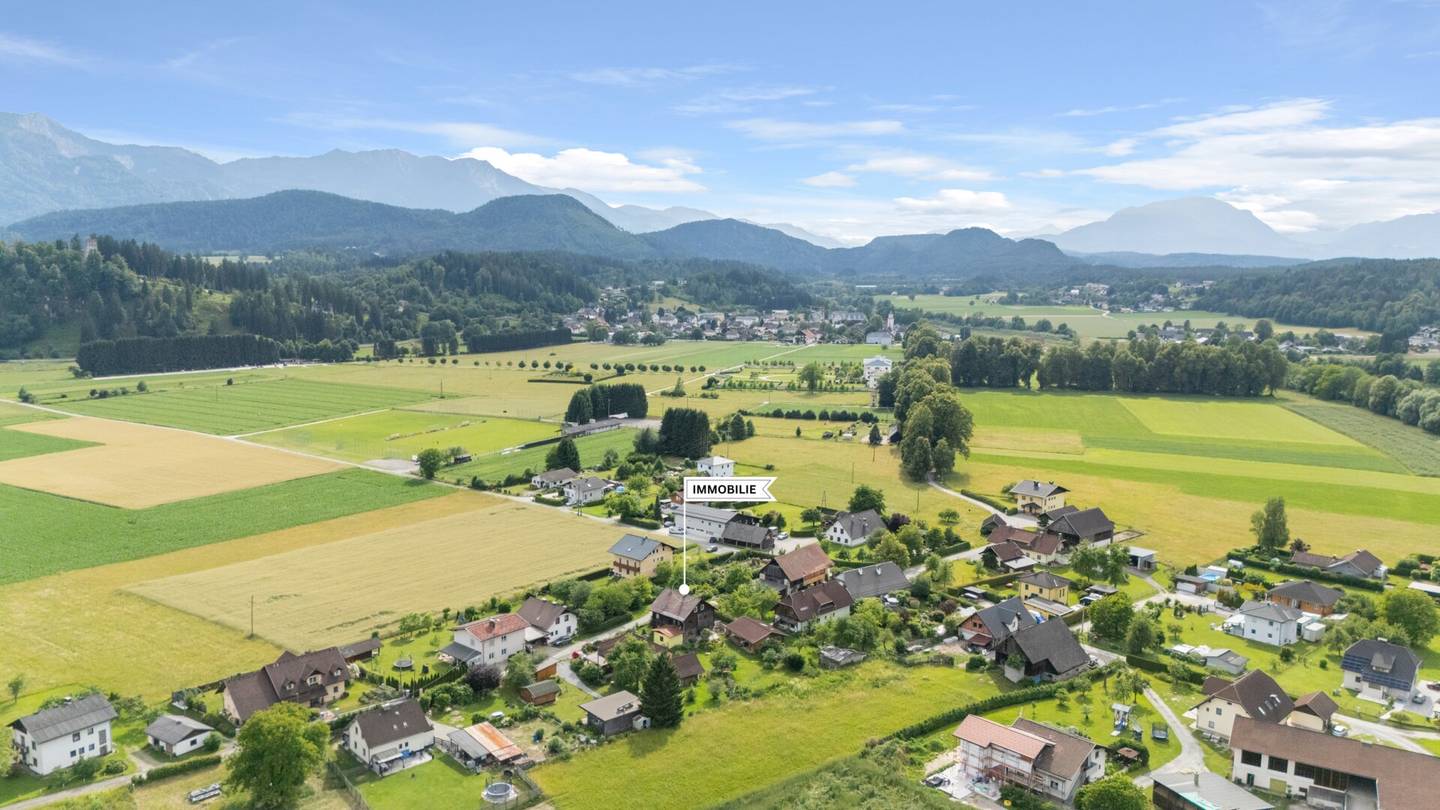 Mehrfamilienhaus mit Karawankenblick und großem Grundstück