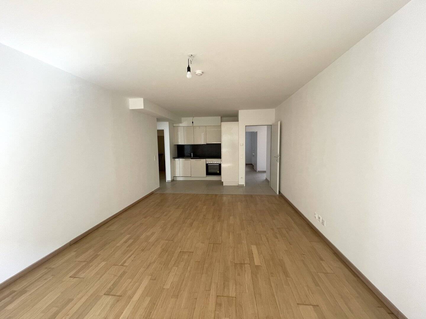 Ground floor apartment with garden and loggia near Neue Donau