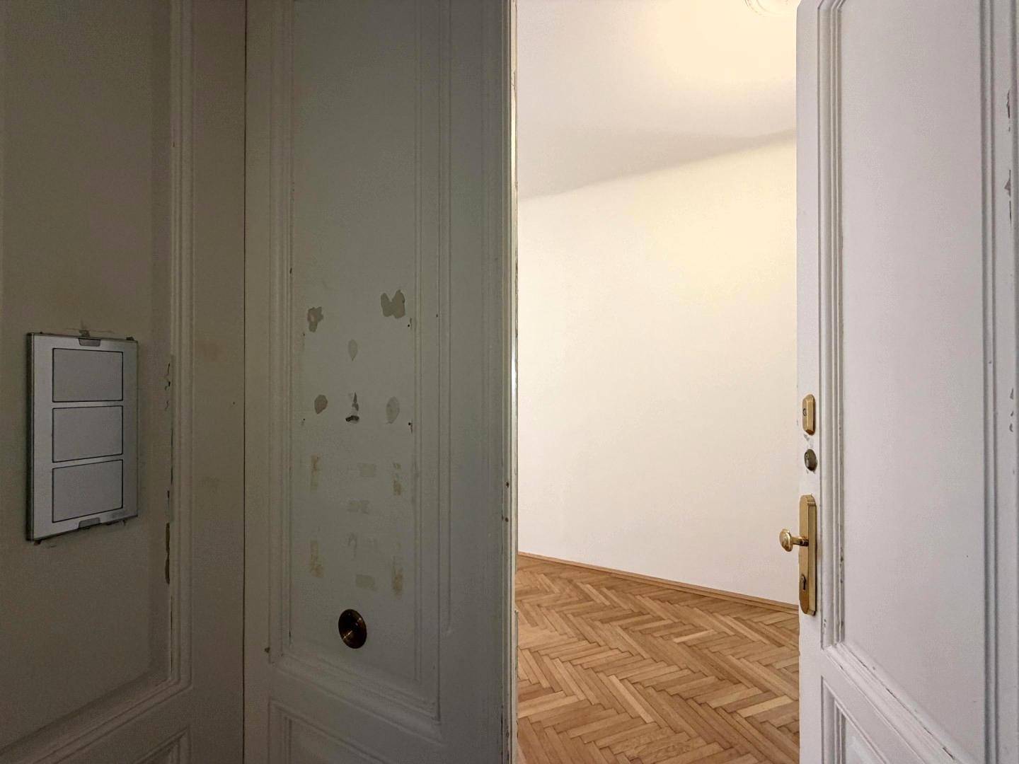 Prestigious Period Office on Wollzeile