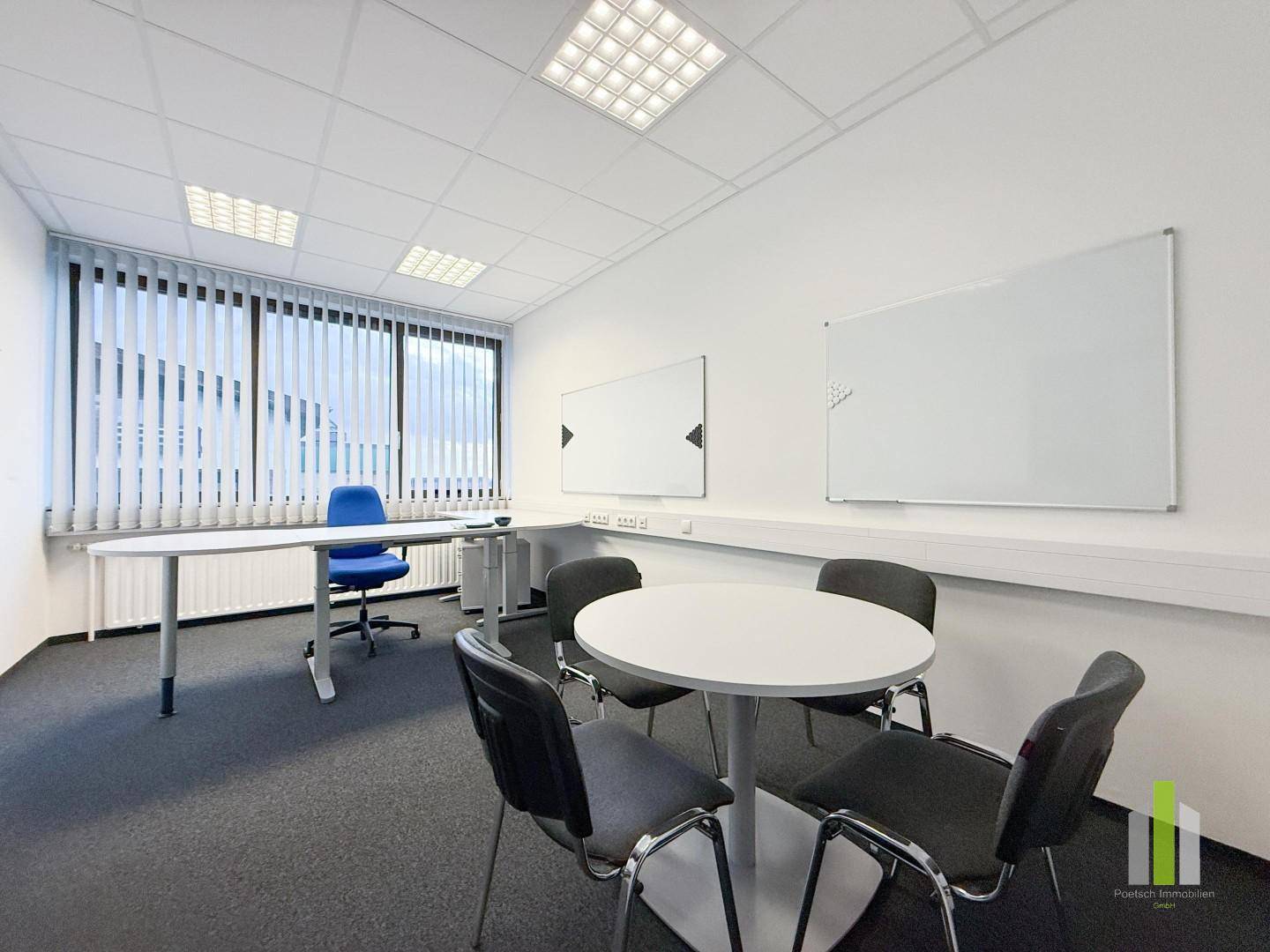 Office space with large windows and central location