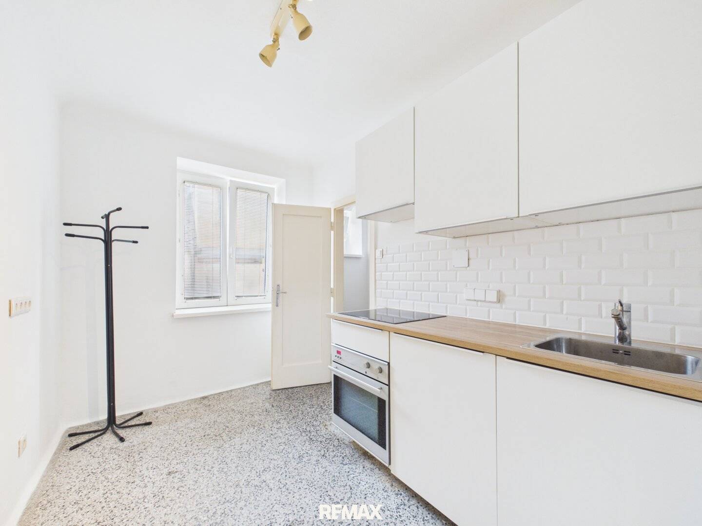 Helle 3 Zimmer Wohnung nahe Schloss Esterhazy