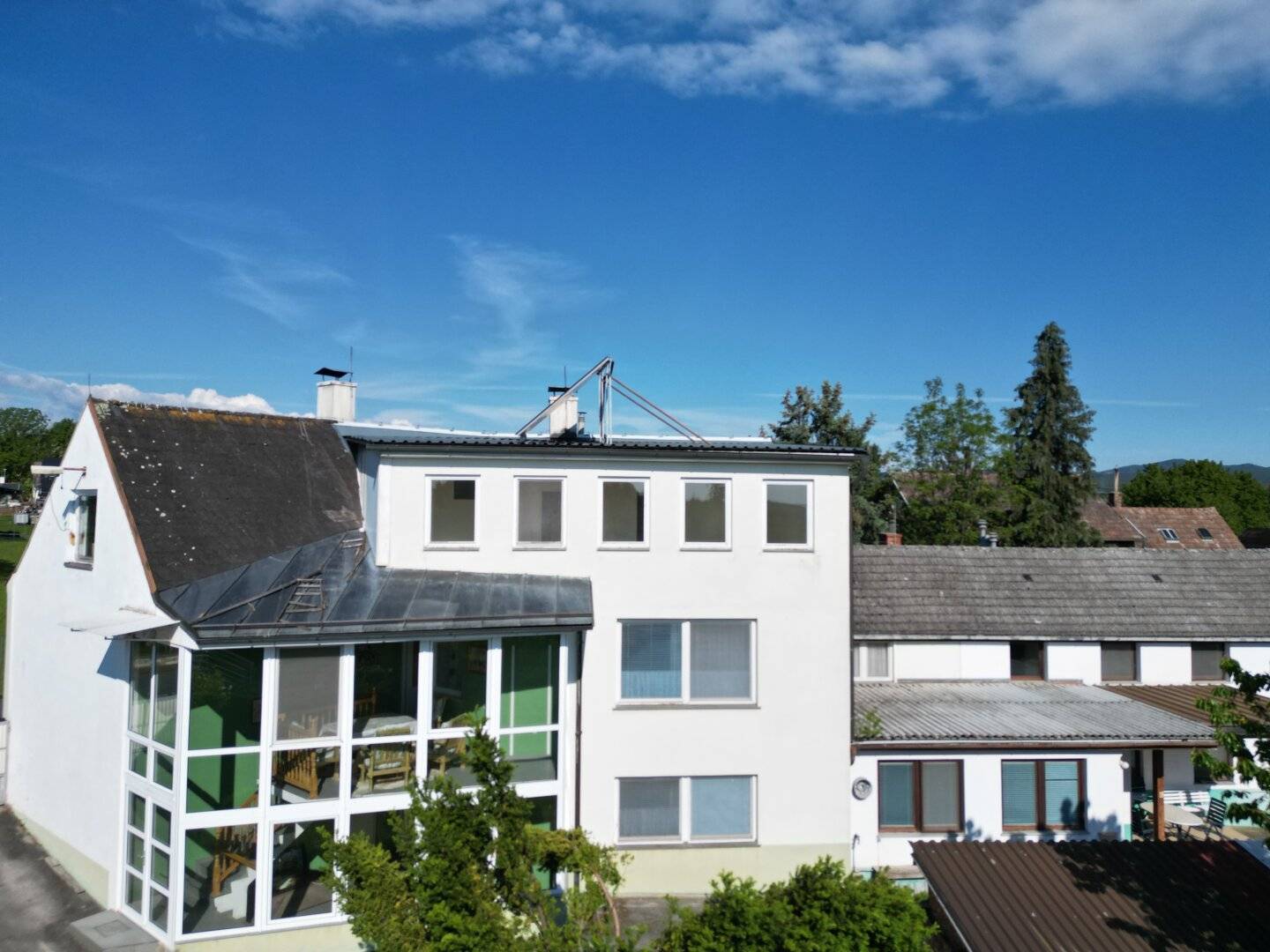 Mehrfamilienhaus mit Garten Scheune und Garagen in Draßmarkt