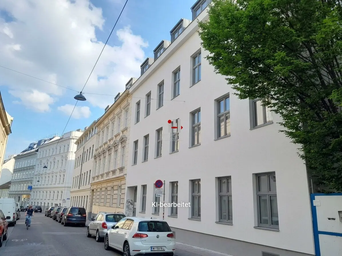 Income Property with Building Reserve in Währing Vienna
