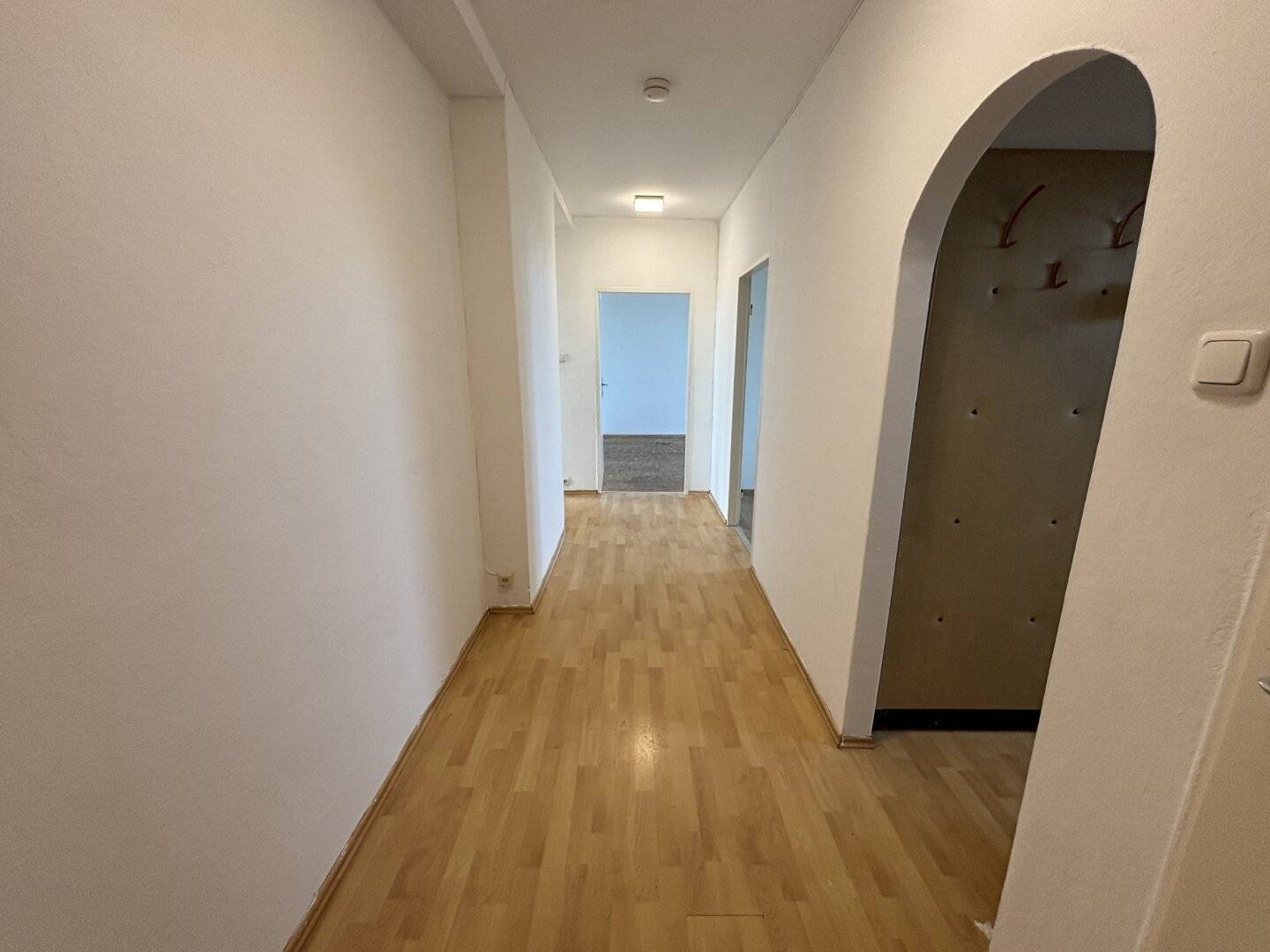 Apartment with Elevator and Distant View