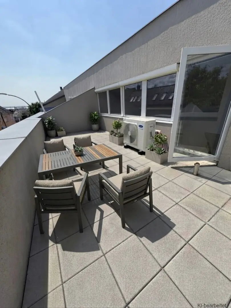 Dachgeschosswohnung mit Südost Terrasse nahe Domplatz