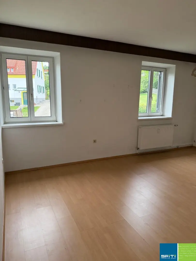 Großzügige Wohnung mit Renovierungspotenzial in Köflach