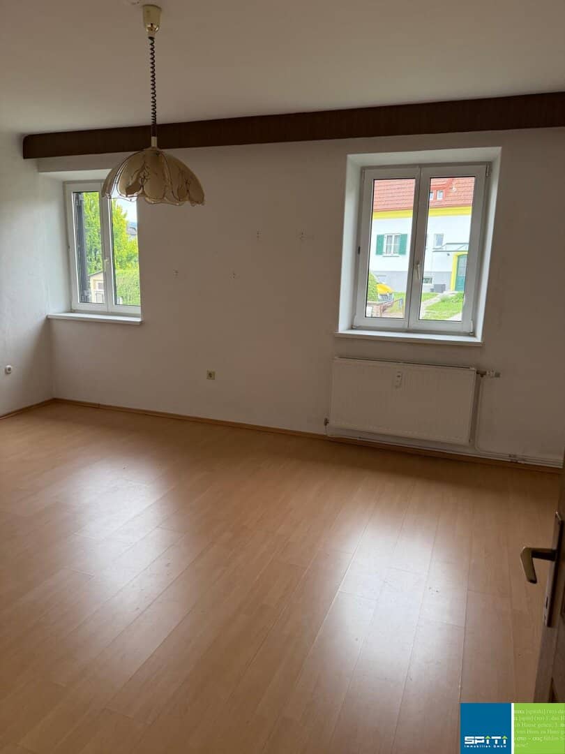 Spacious apartment with renovation potential in Köflach