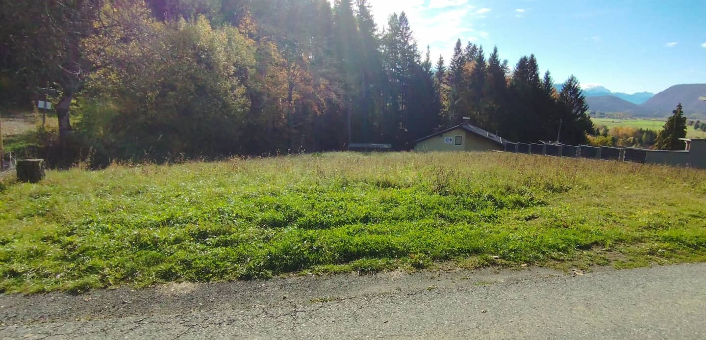 Plot in Villach with building permission for townhouses
