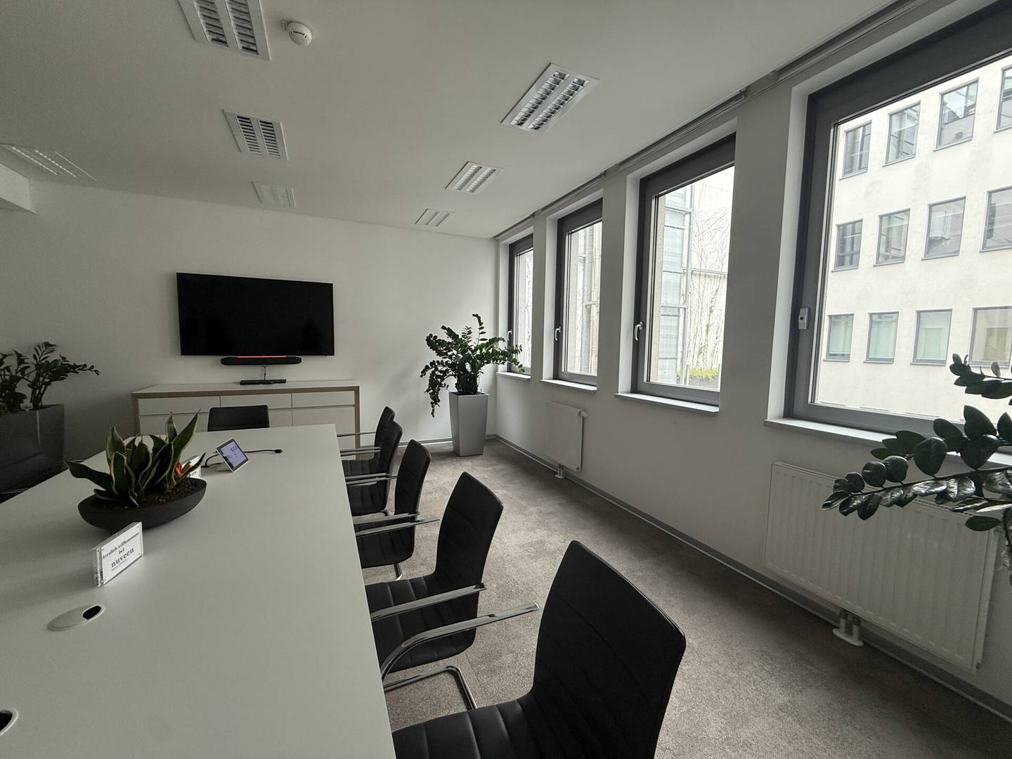 Modern City Center Office Opposite the Stock Exchange