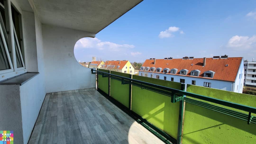 No commission apartment loggia near university