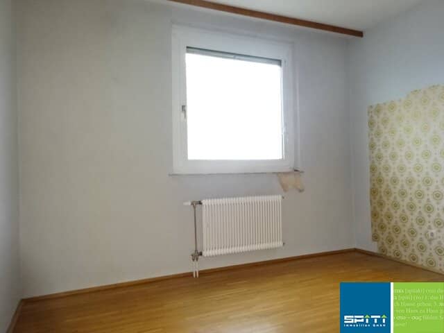 Bright apartment with loggia and balcony and Schlossberg view