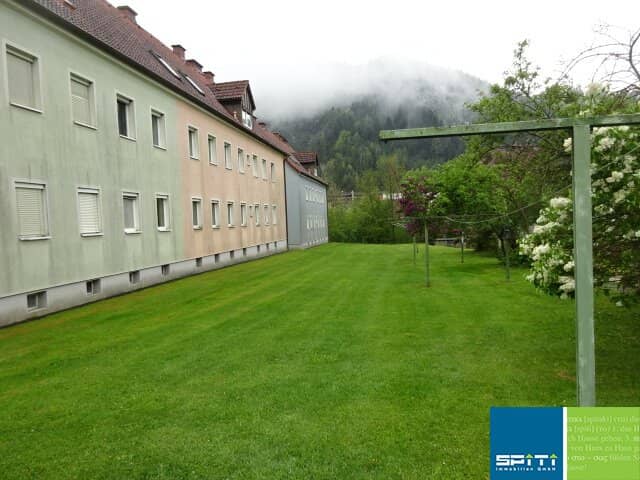 Dachgeschosswohnung mit Gartenanteil und Kellerabteil