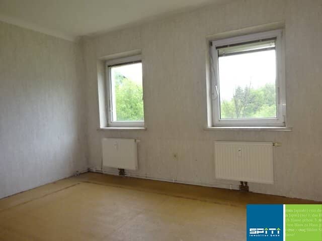 Erdgeschosswohnung mit Gartenanteil und Keller