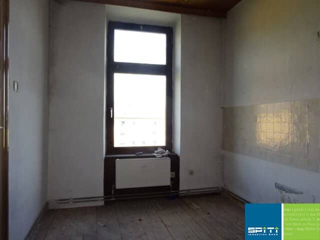 Ruhige 2 Zimmer Wohnung mit Gartenanteil und Kellerabteil
