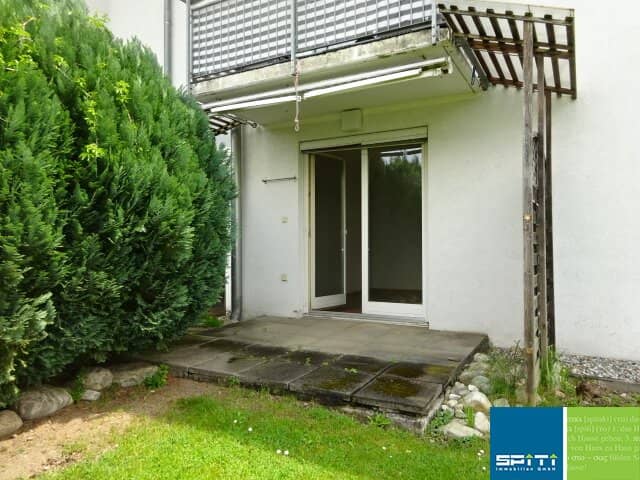 Erdgeschosswohnung mit Garten und zwei Terrassen