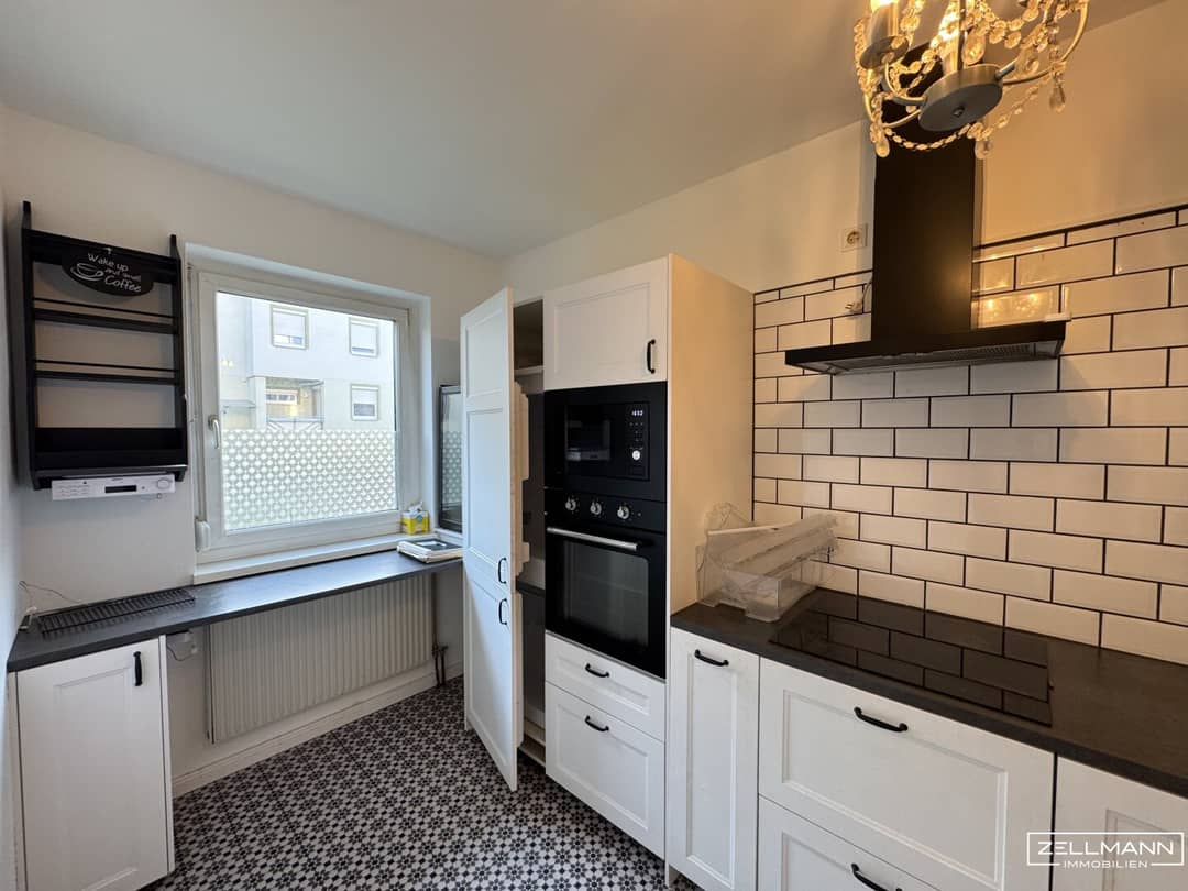 Wohnung mit Loggia und Gartennutzung in gepflegter Lage