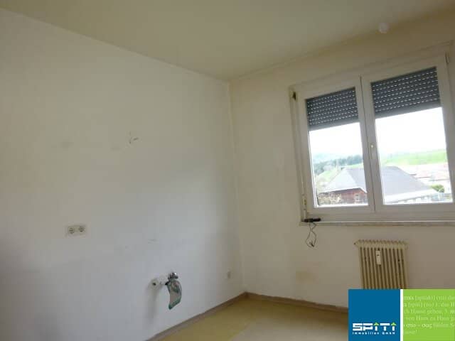 Bright 2 room apartment with balcony and loggia