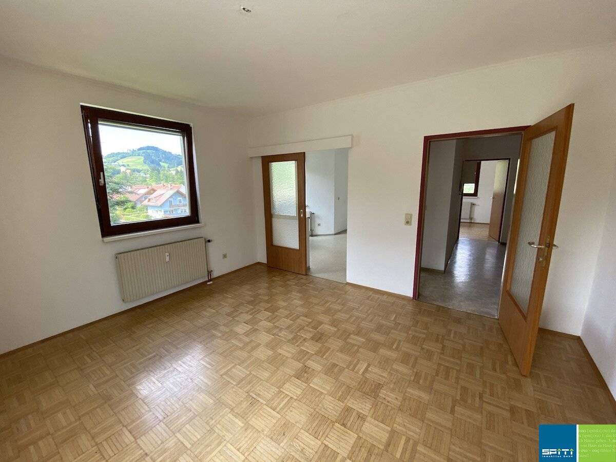 Helle Wohnung mit Westbalkon und Keller in Reichenfels