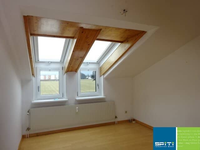 Helle Maisonettewohnung mit Südbalkon und Parkett