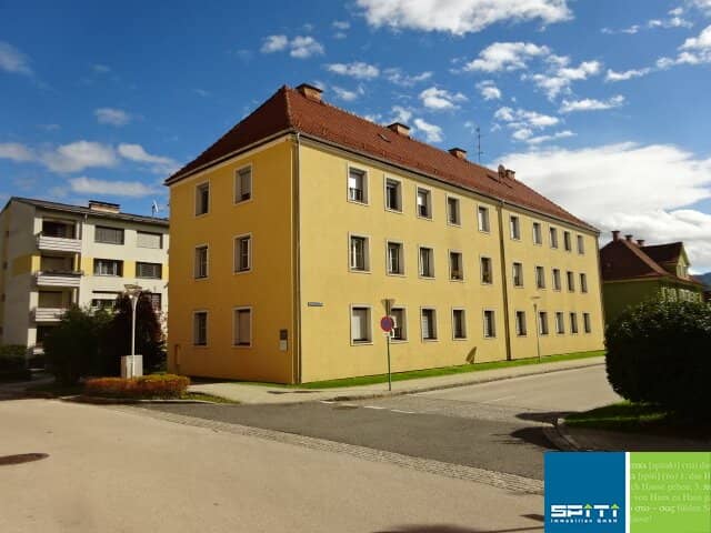 Rohdachboden mit Baubewilligung für vier Maisonettewohnungen