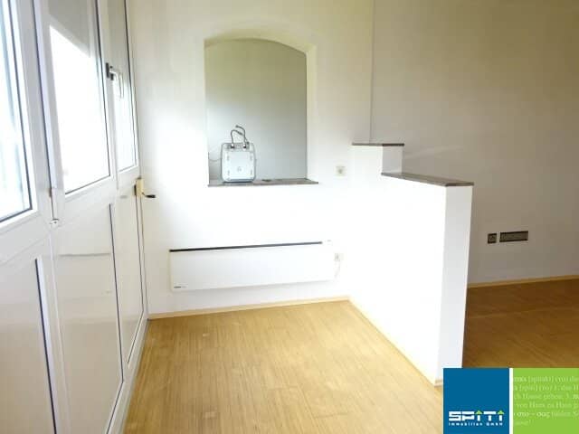 Helle Wohnung mit Loggia nahe am Bahnhof