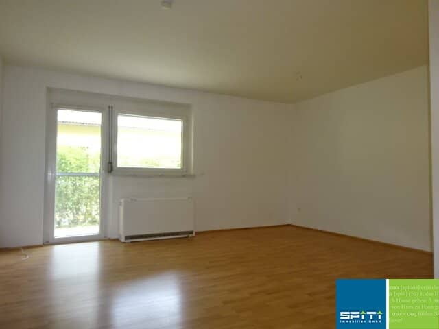 Bright ground floor apartment with sunny terrace