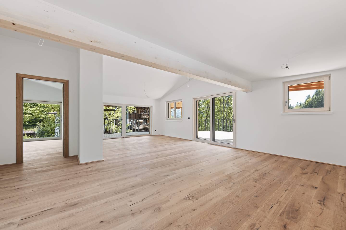 Penthouse mit Sonnenterrasse und Bergblick