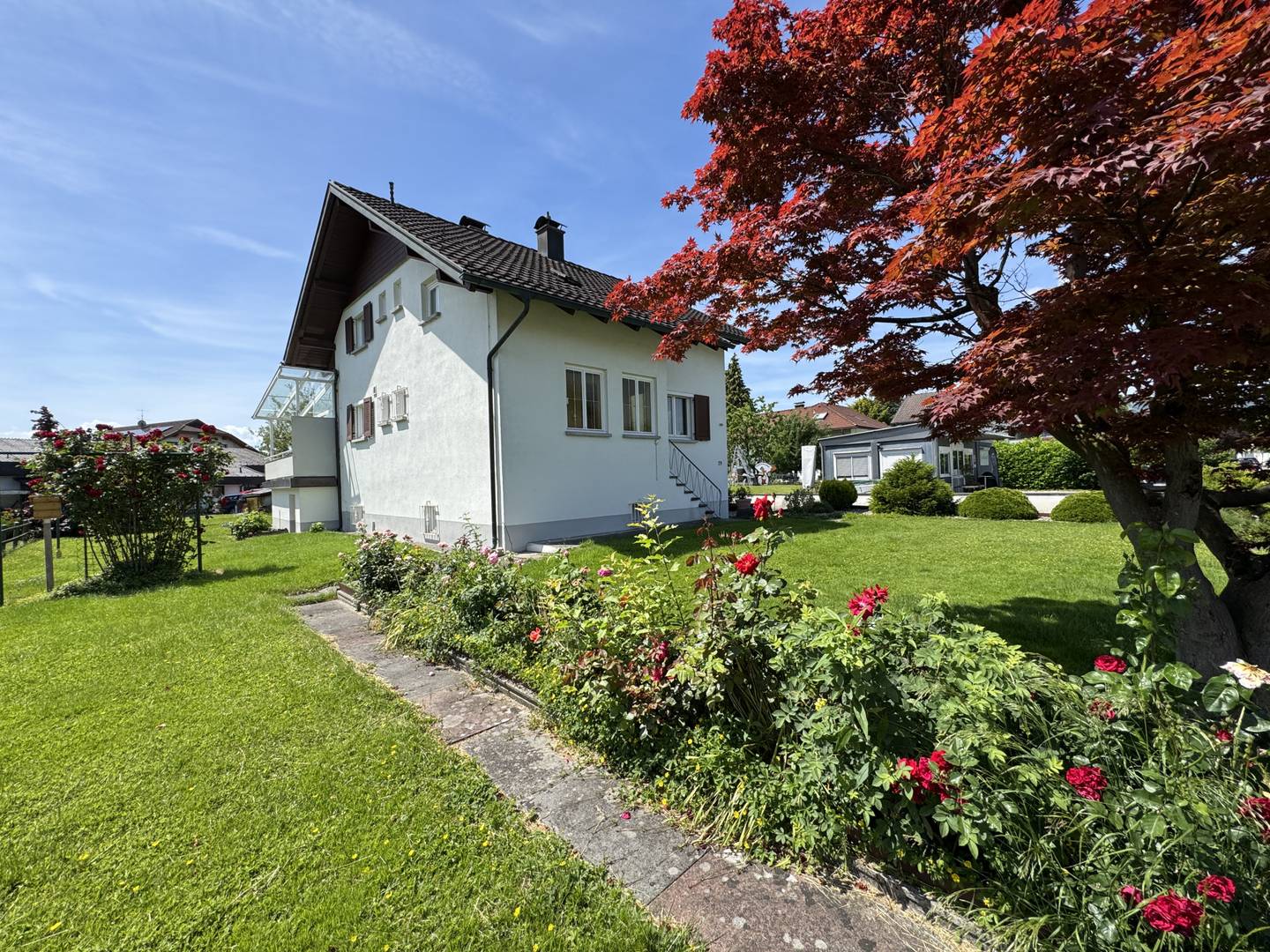Baugrundstück mit Einfamilienhaus und Entwicklungspotenzial