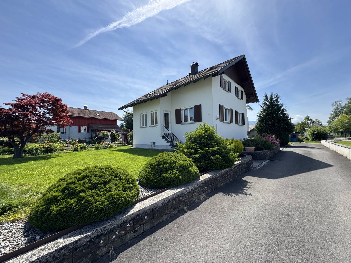 Baugrundstück mit Einfamilienhaus und Entwicklungspotenzial