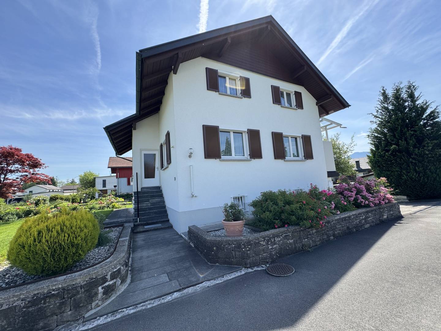 Baugrundstück mit Einfamilienhaus und Entwicklungspotenzial
