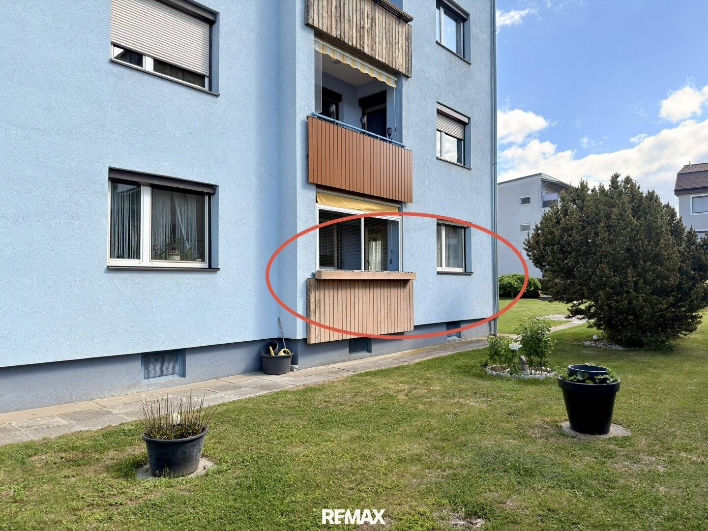 Familienwohnung mit Loggia und Garage in ruhiger Lage