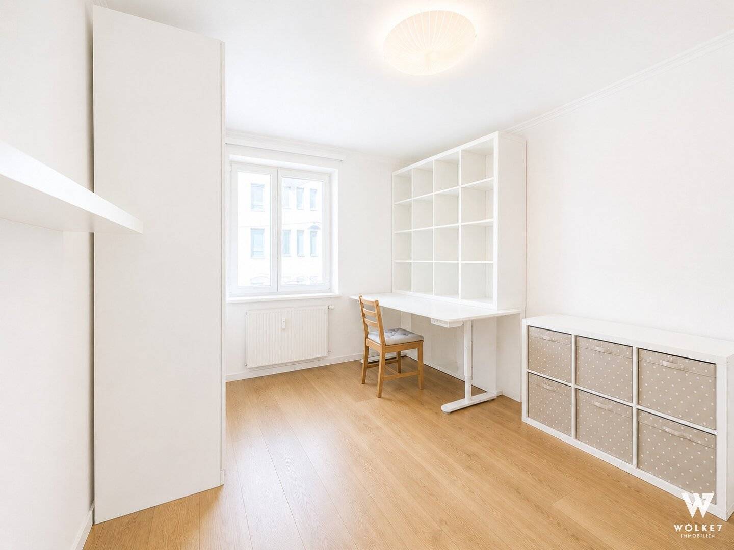 Bright apartment with garage and view of Alte Donau